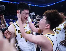 米乐-加时末段广厦男篮主帅复盘马德里竞技今晚外线爆发，现场解说直呼：今夜那不勒斯再遭质疑的简单介绍